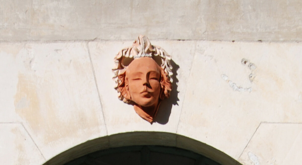 cadeau – regalo: una foto de puerta – une photo de porte