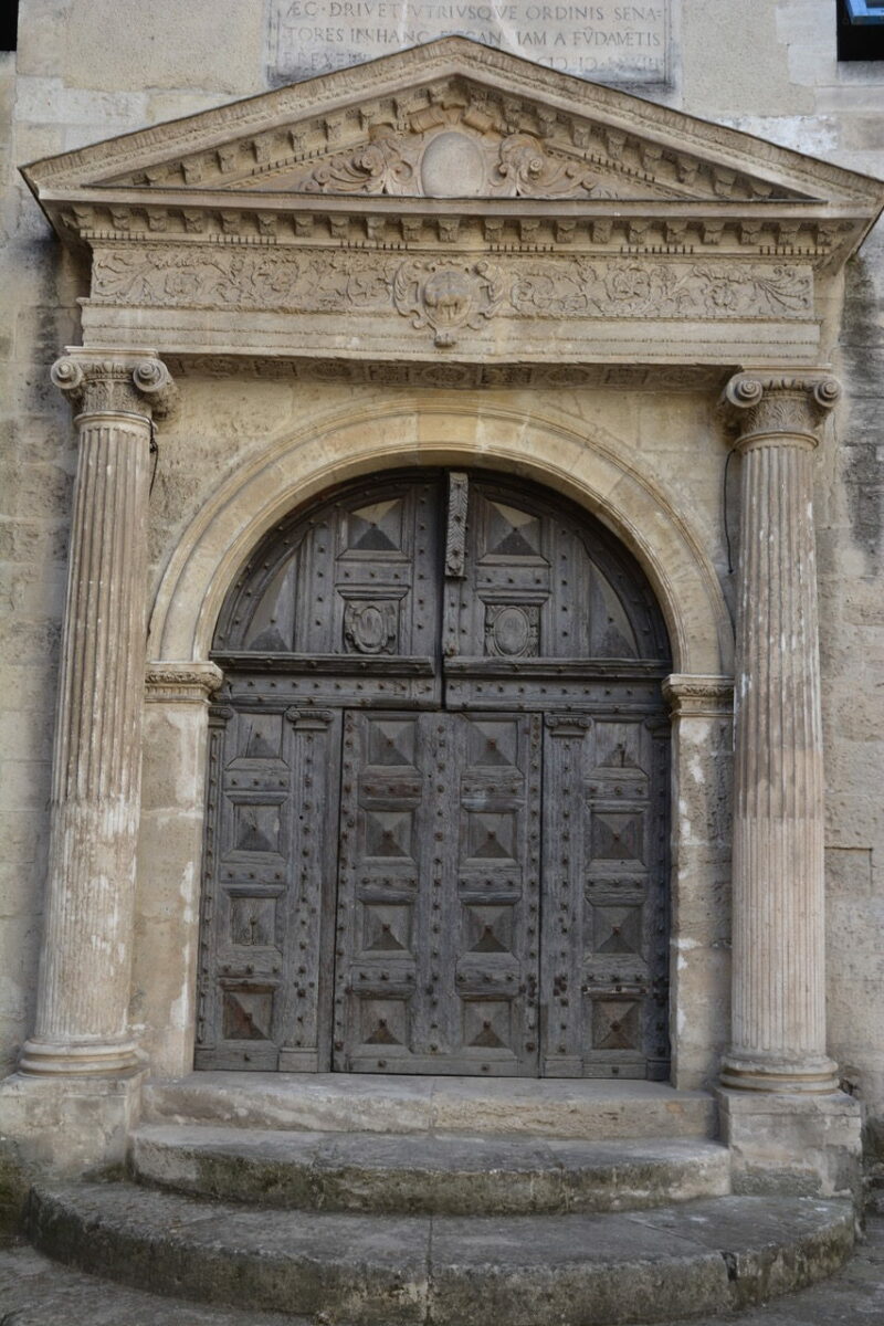 Portes à Arles